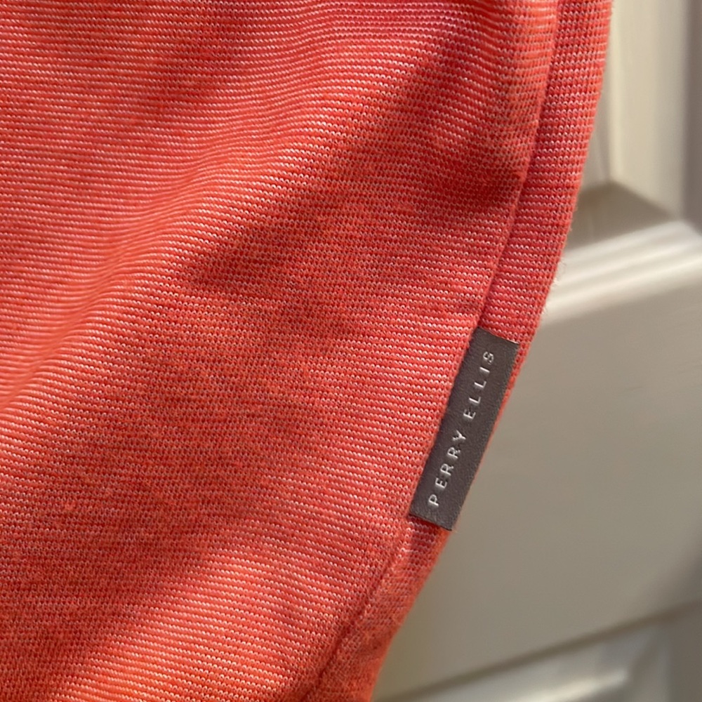 Perry Ellis men’s size Large, Salmon colored polo, lightweight classic polo - Picture 3 of 6